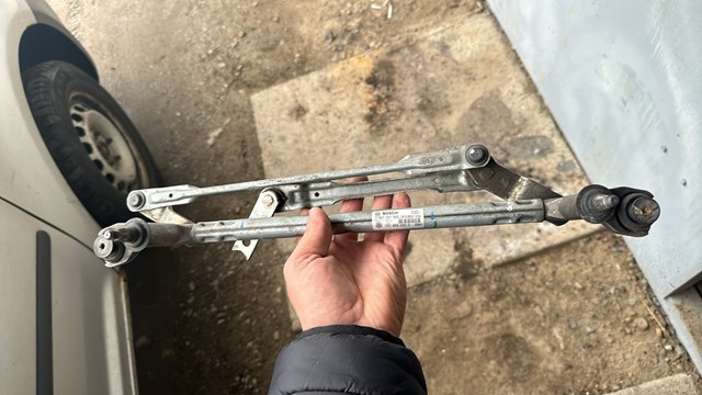 Трапеция щеток лобового стекла 1S1955023D VAG