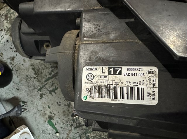 3AC941005 VAG Левая фара купить в Ужгород