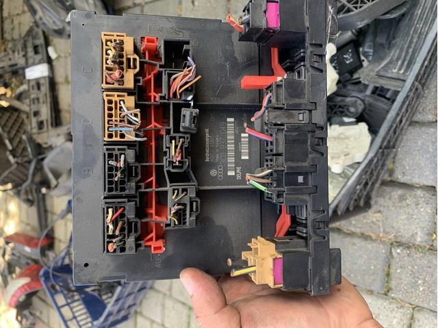 Блок управления бортовой сети 3C0937049J VAG
