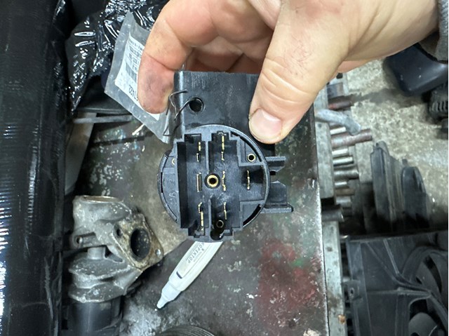 46753084 FIAT Замок зажигания купить в Кривой Рог