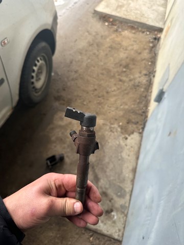 FORD 4M5Q9F593AD Топливные форсунки в наличии Винница