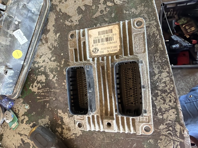 ЭБУ двигателем 51784957 FIAT