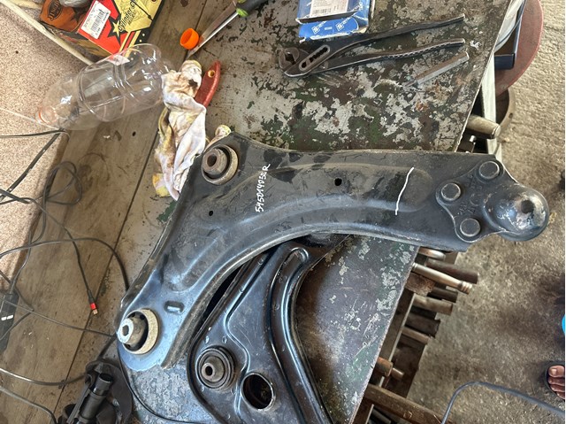 545014055R RENAULT Рычаг передней подвески левый купить в Чернигов