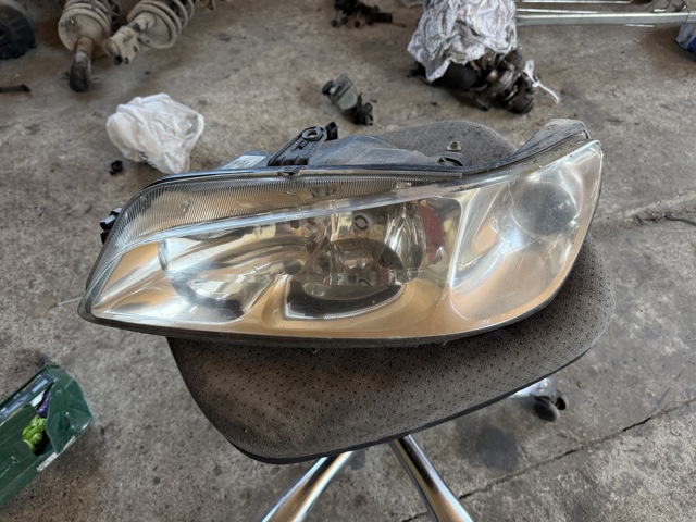 Фара дальнего света в сборе 6204V7 PEUGEOT