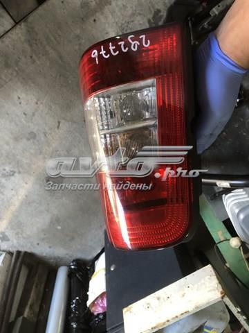 Задний правый стоп 6351Y8 PEUGEOT