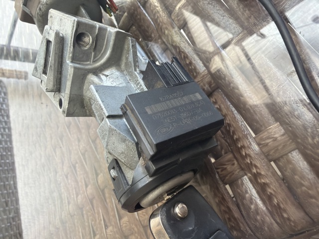 Замок зажигания 6E5T15607BA FORD