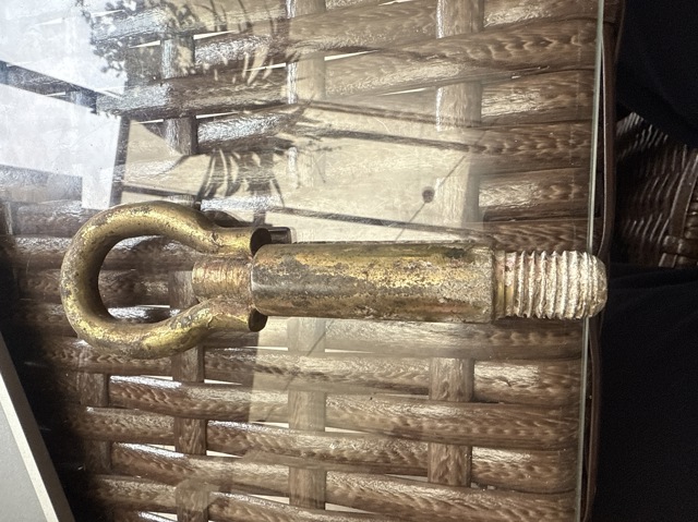 Крюк буксирный передний Сеат Ибица 3