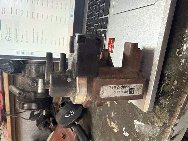 Клапан соленоид регулирования заслонки EGR 700612010 PIERBURG