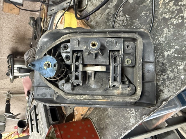 8200107373 RENAULT Ручка двери задней (распашной) левая наружная купить в Запорожье