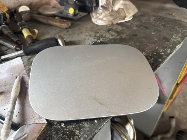 Дверка бензобака 8200200463 RENAULT