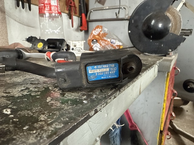 Датчик абсолютного давления в коллекторе 8200292433 RENAULT