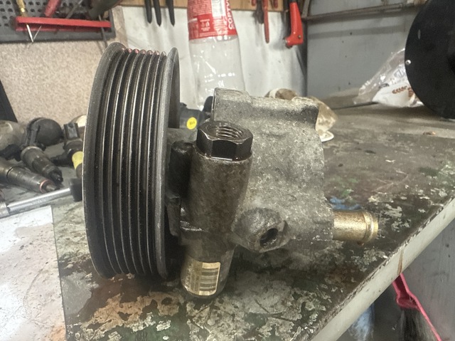 8200319066 Насос гидроусилителя руля (ГУР) купить Черкассы