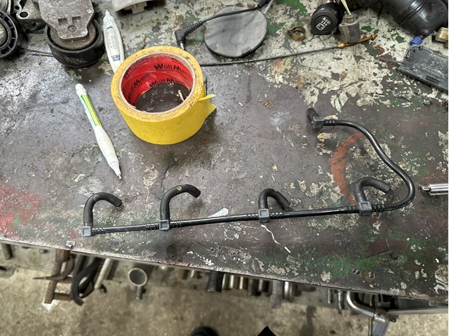 Обратная топливная трубка от форсунок 8200520596 RENAULT