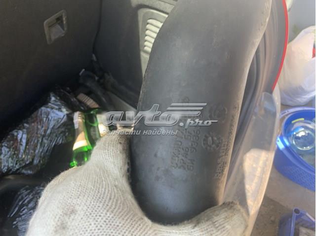 Патрубок воздушный, вход в турбину (наддув) 8200760904 RENAULT