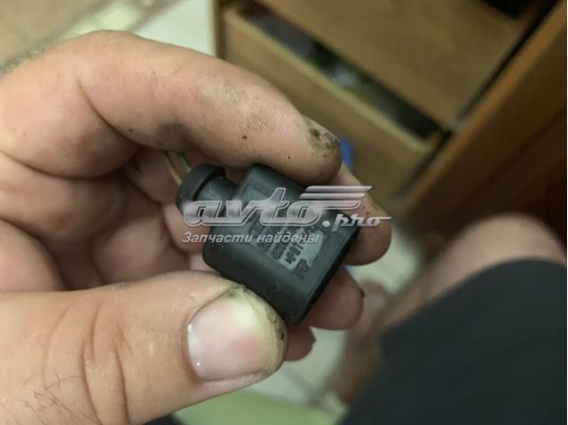 VAG 8K0973702 Датчик температуры наружного воздуха в наличии Черновцы