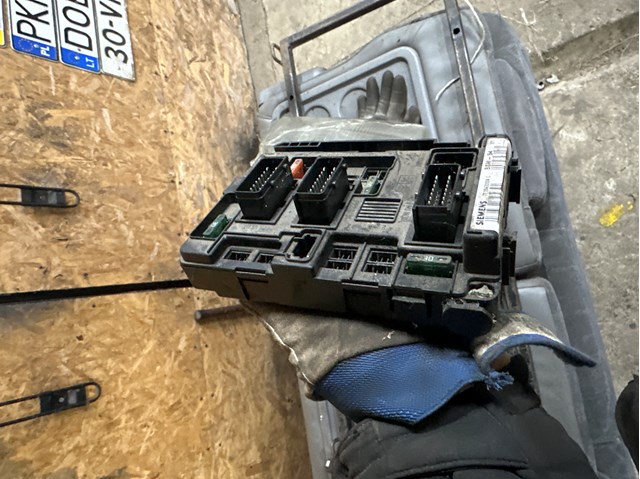 PEUGEOT 9650618380 в наличии Ровно