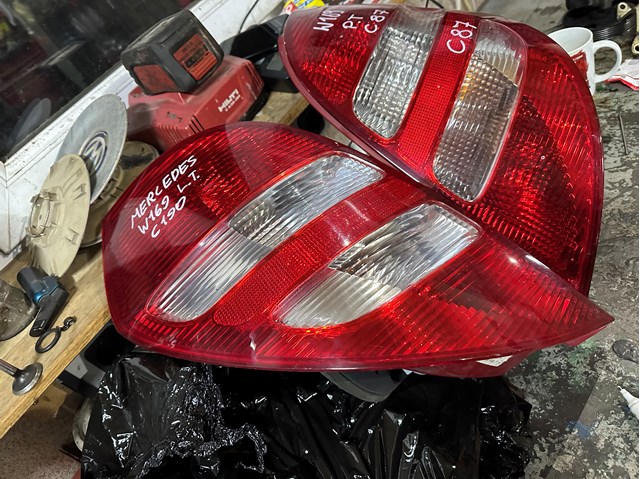 A1698200364 Фонарь задний левый купить Павлоград