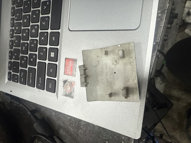 A2038850026 Заглушка буксировочного крюка купить Кривой Рог