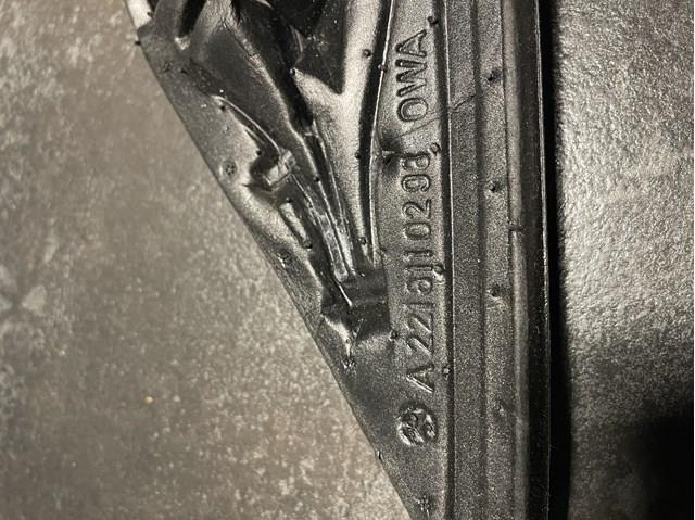 MERCEDES 221811029828 в наличии Ужгород