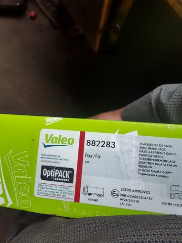882283 VALEO Задние тормозные колодки купить в Ровно