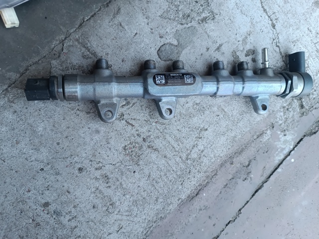 BMW 0445214315 Распределитель топлива (рампа) в наличии Тернополь