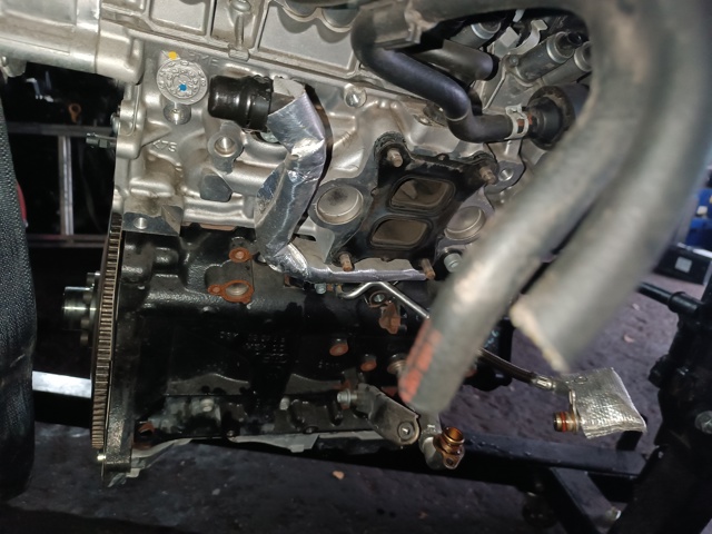 VAG 06L100033C Двигатель в наличии Сумы