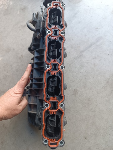 06L133201T VAG Впускной коллектор купить в Винница