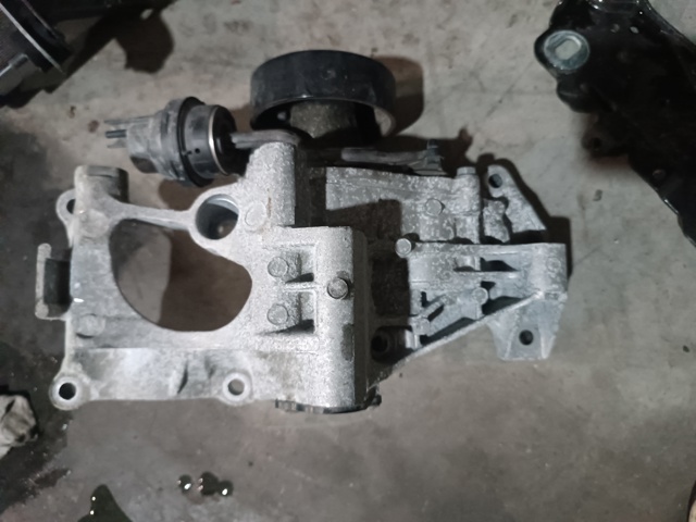 Помпа водяная, корпус 11517644809 BMW