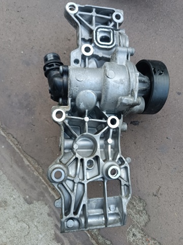 Помпа 11518631940 BMW