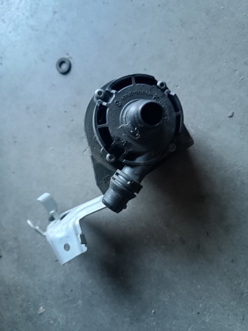 11519470972 BMW Дополнительная помпа купить в Харьков