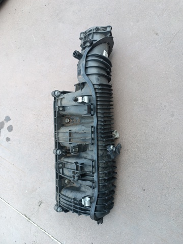 Коллектор впускной 11617617500 BMW
