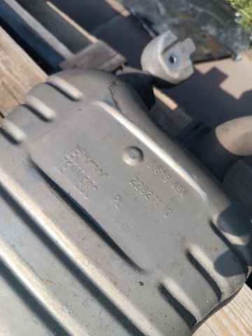 BMW 18308636395 Центральная часть глушителя в наличии Полтава