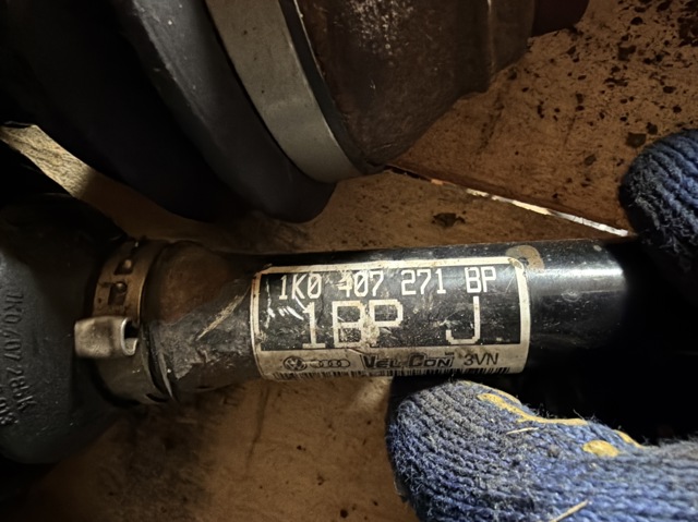 Привод в сборе левый 1K0407271BP VAG