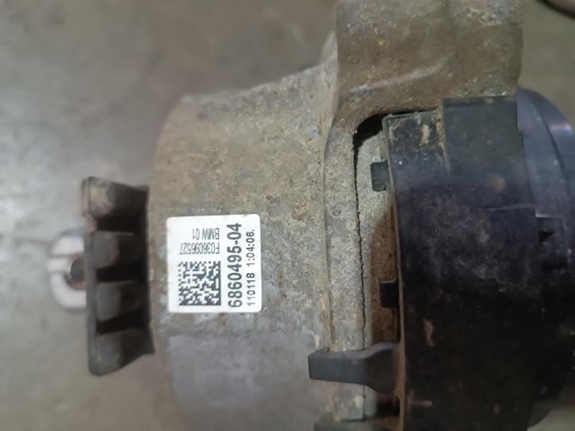 Левая подушка двигателя 22116860495 BMW