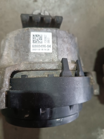BMW 22116860496 Правая подушка двигателя в наличии Ирпень