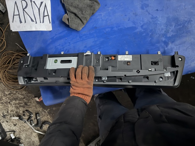 NISSAN 248095MR0C Приборная доска (щиток приборов) в наличии Хмельницкий