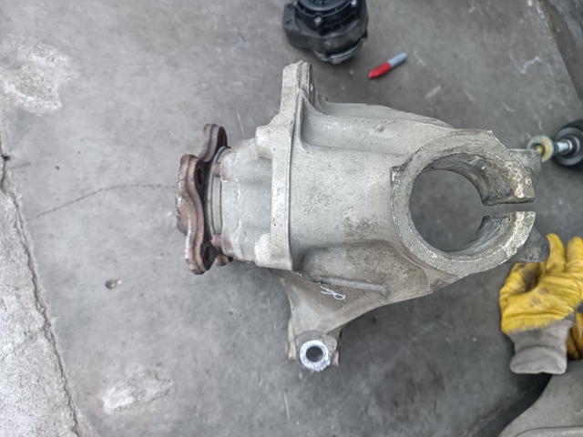 BMW 31216882598 Цапфа передняя правая в наличии Одесса