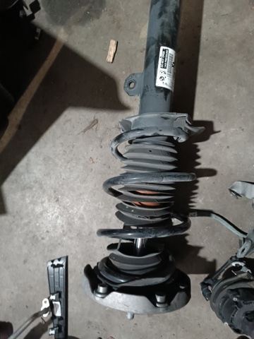 Амортизатор подвески передний левый 31306888462 BMW