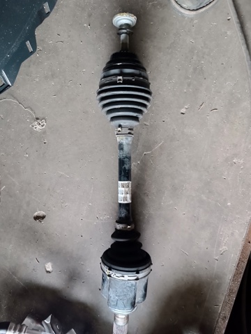 Привод в сборе левый 31608643375 BMW