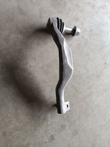 Рулевой наконечник 32105A018D4 BMW