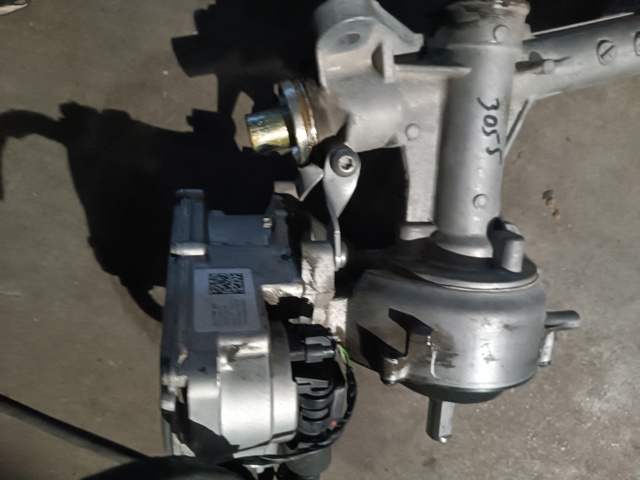 32105A12B90 BMW Рулевая рейка купить в Ровно