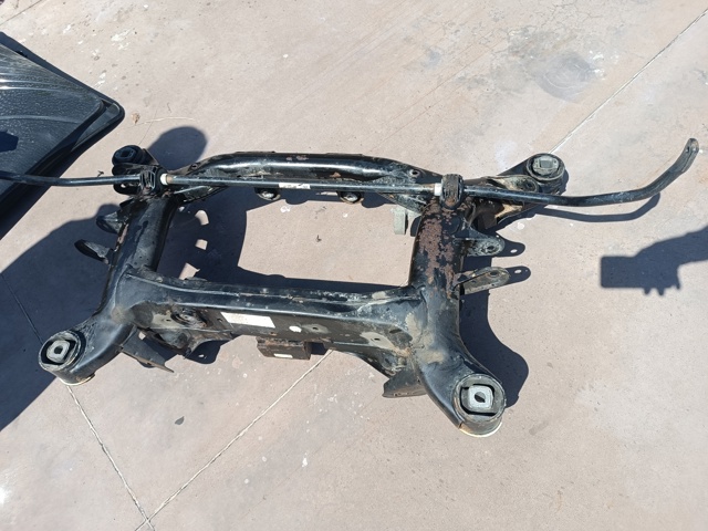 Балка задней подвески, подрамник 33306874406 BMW