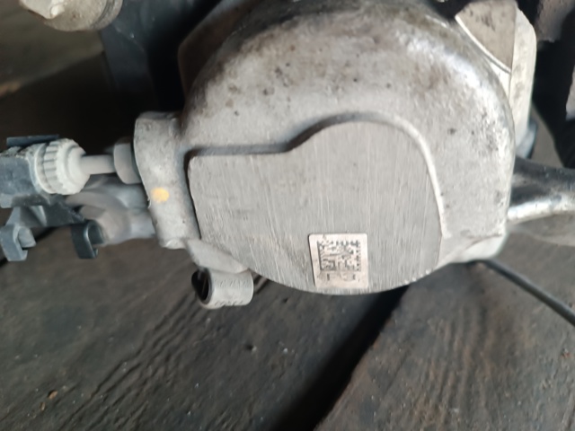 34106872799 BMW Суппорт тормозной передний левый купить в Полтава