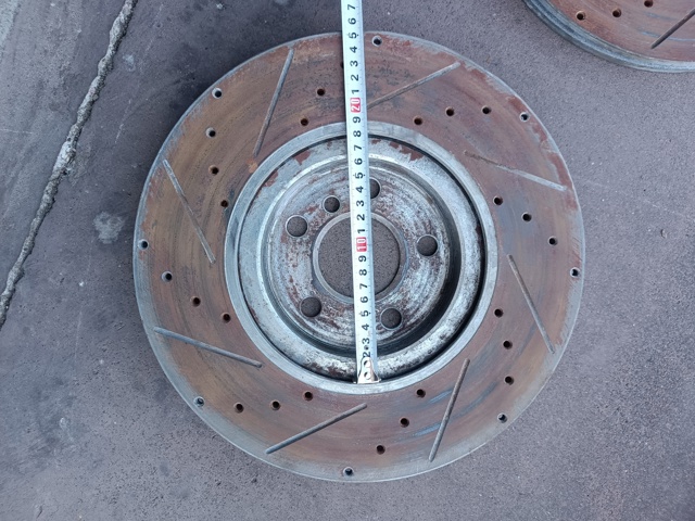 Передний тормозной диск 34116865713 BMW