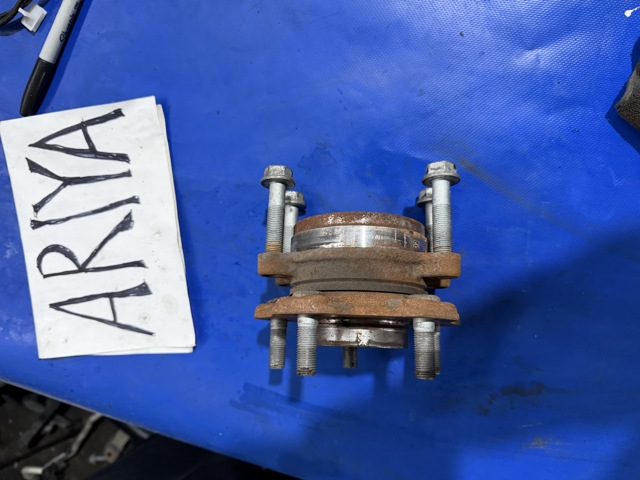 402025MP0A NISSAN Передняя ступица купить в Винница