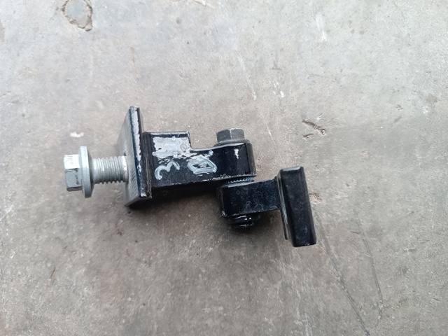 41007495991 BMW Петля двери задней левой купить в Львов
