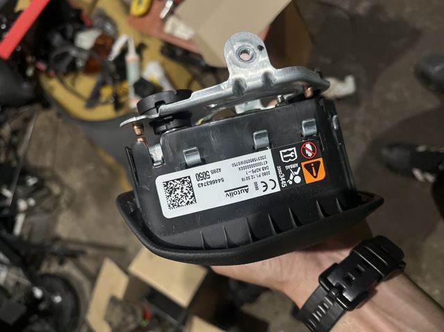 GM 42855050 Подушка безопасности (AIRBAG) водительская в наличии Ужгород