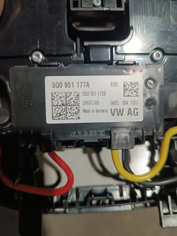 VAG 4K0947135AL в наличии Ровно