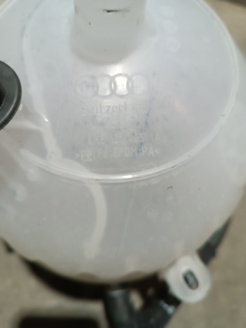 VAG 4KE121405A Бачок системы охлаждения в наличии Винница