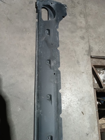 Защита днища, правая 4KE825208C VAG
